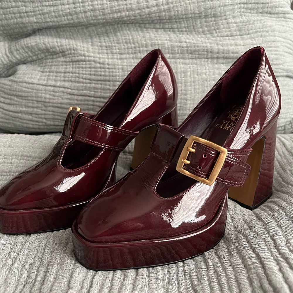 Vince Camuto Burgundy Pumps